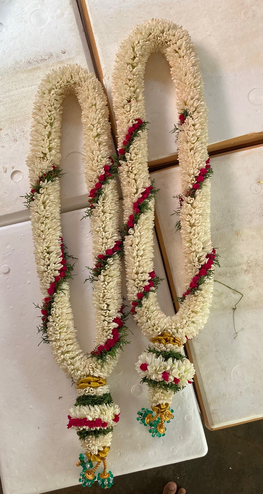Basic Garland variation 1