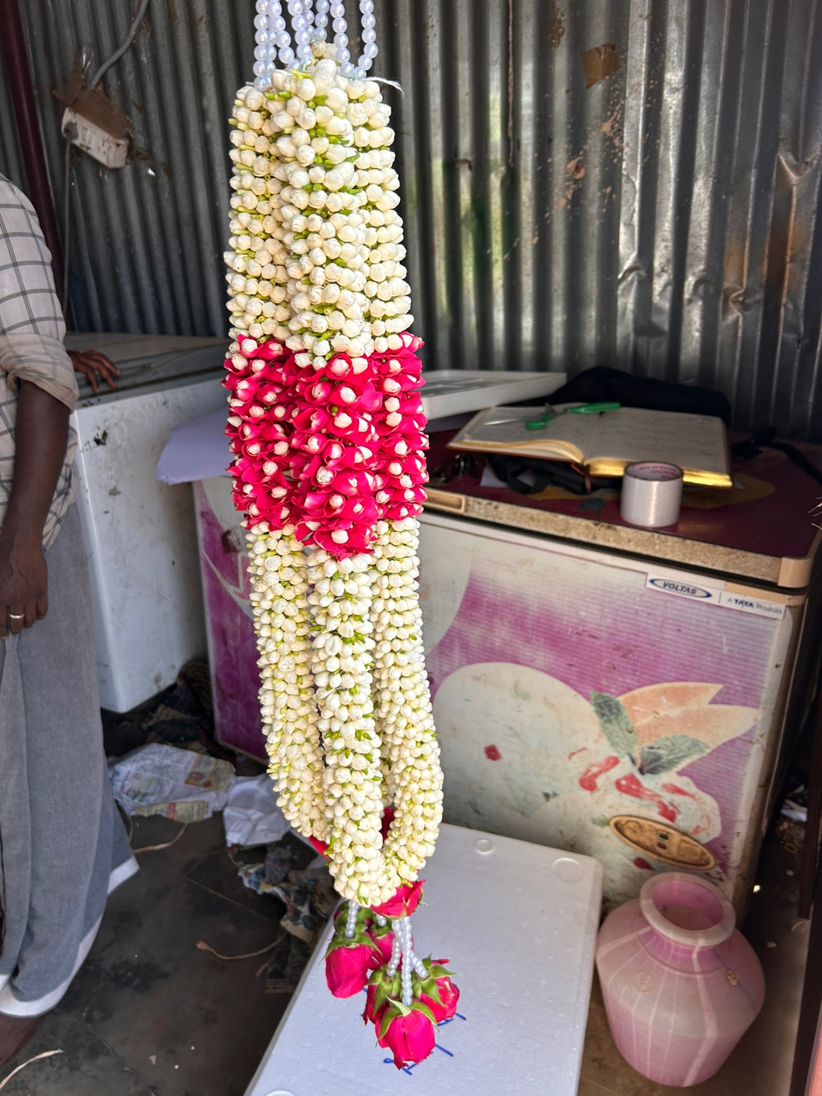 Budget Garland variation 2