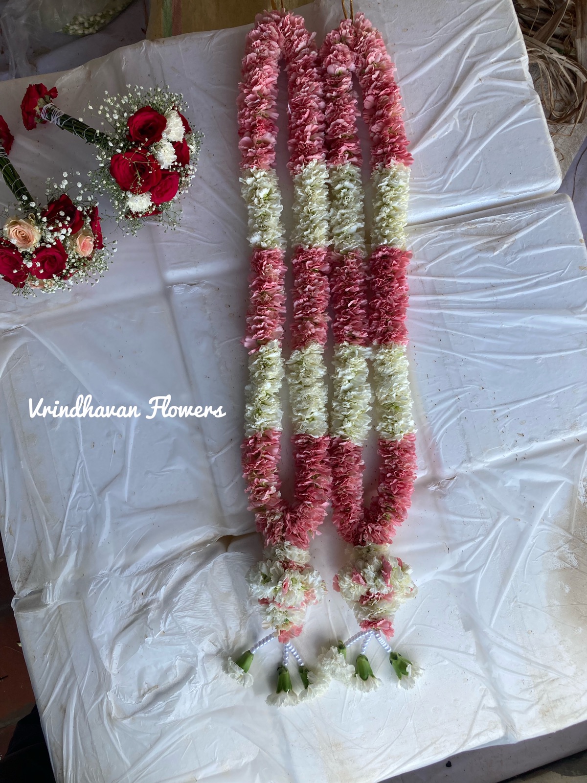 Carnation Garland variation 3