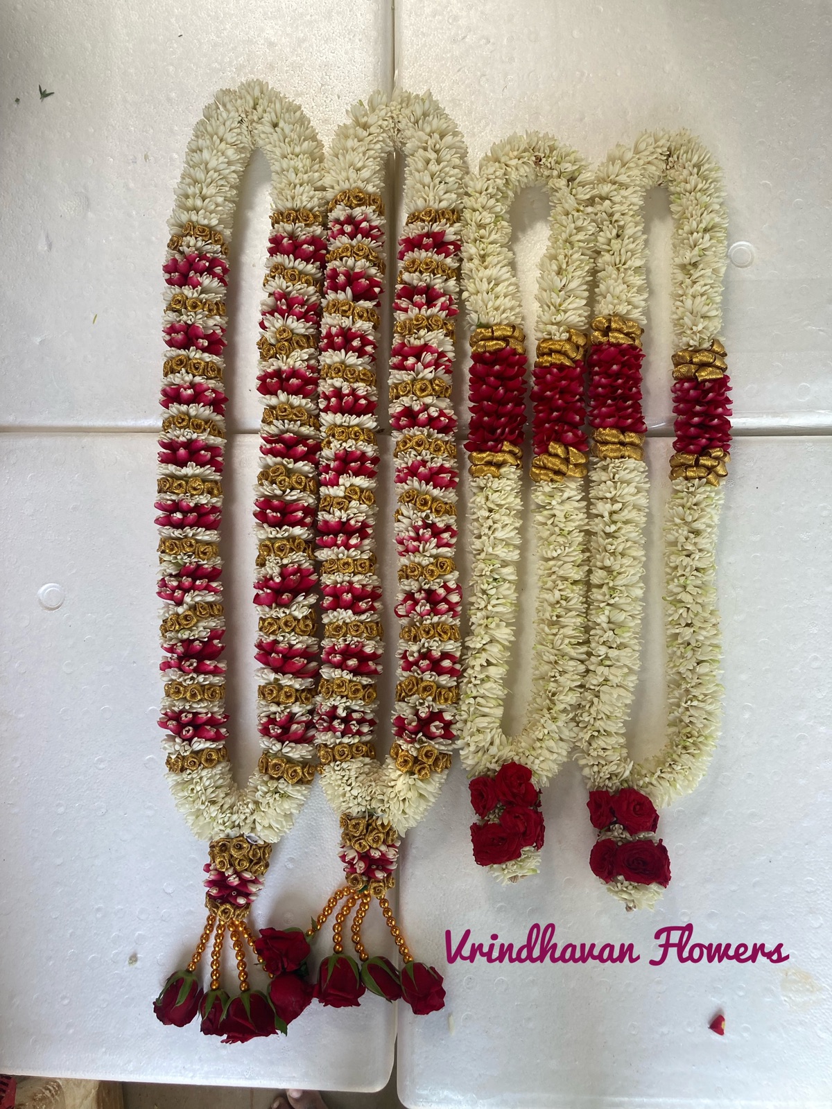 Combo (Malai, Thunaimalai, Hand Bouquet) variation 1