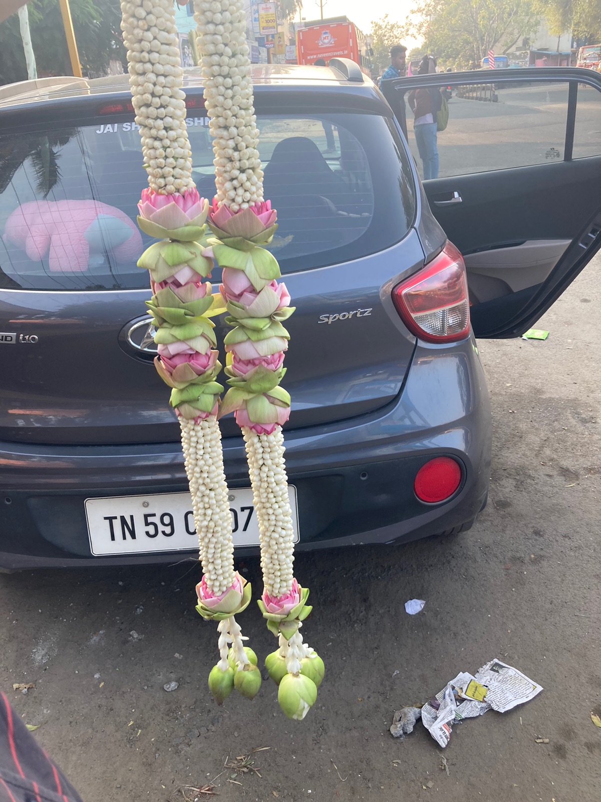 Lotus Garland variation 5