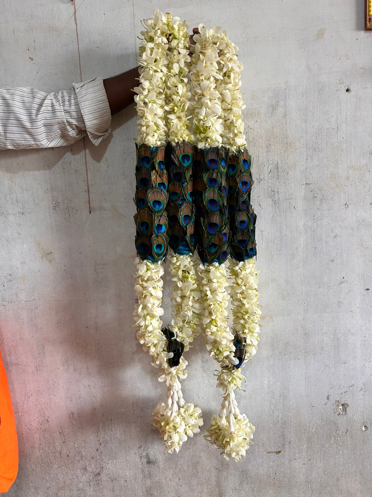 Orchid Garland