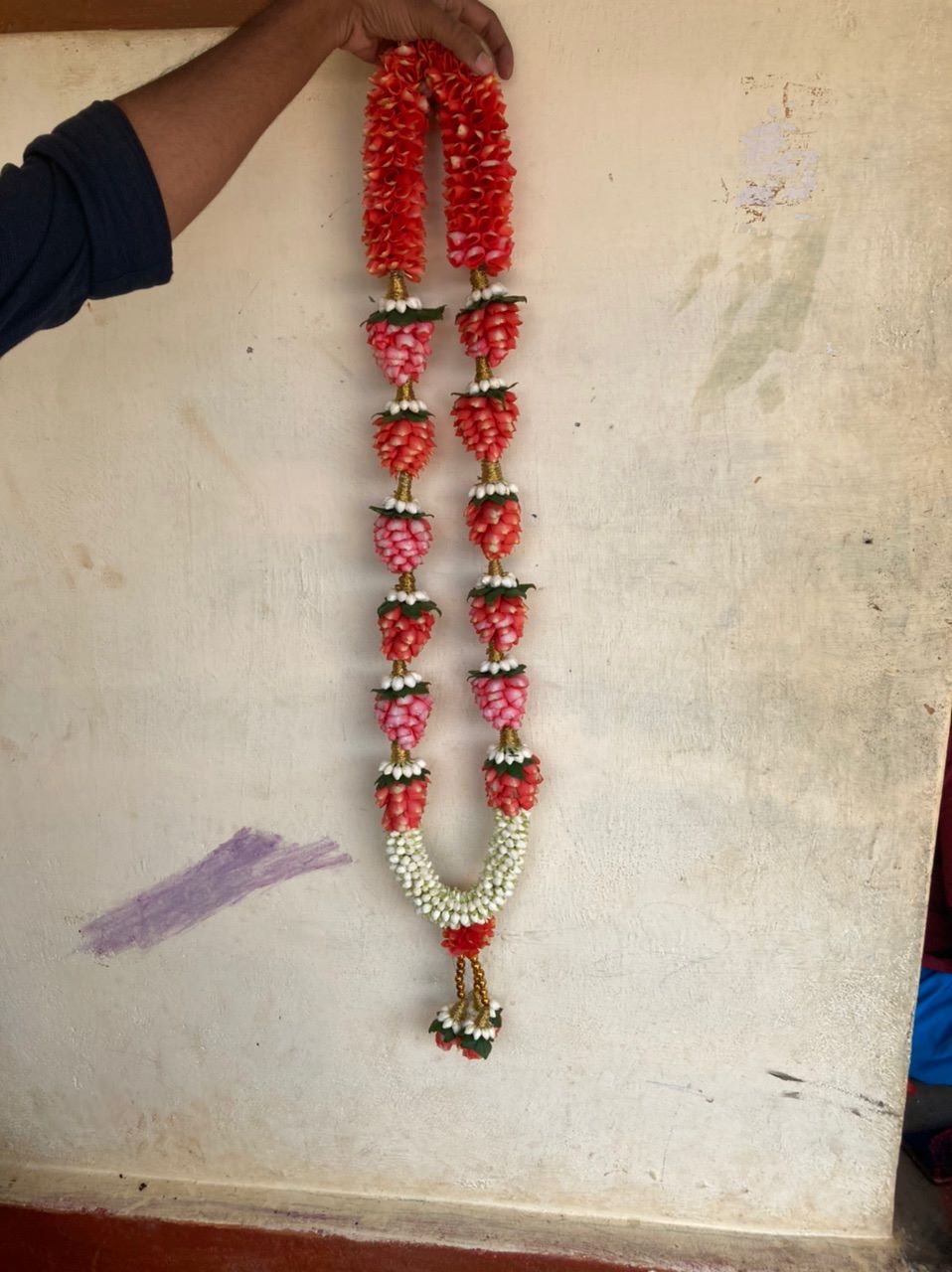 Premium Garland variation 2