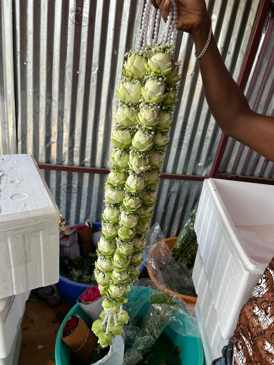 Wedding Garland variation 3