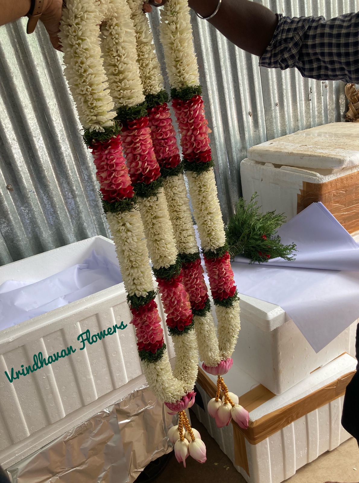 Wedding Garland variation 2